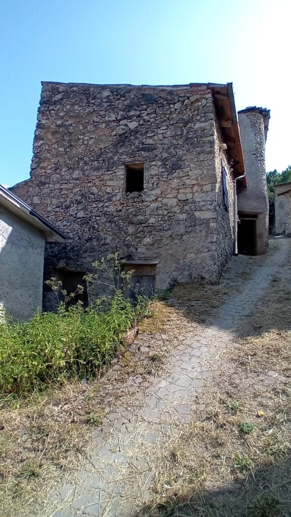 Fabbricato rurale