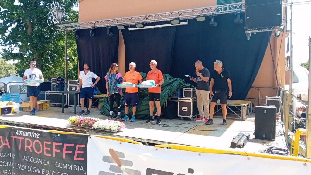 Foto della premiazione di Marcello Angeloni