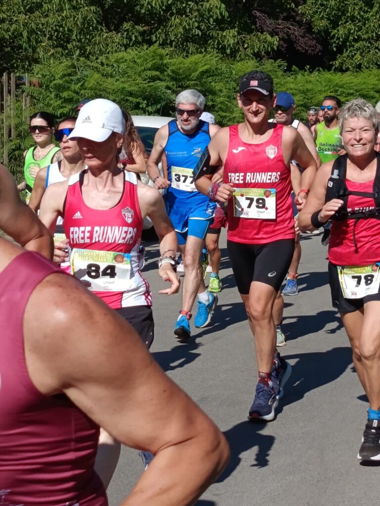 Massimo Castri durante la Maratonina della Lumaca di Valmontone 2025