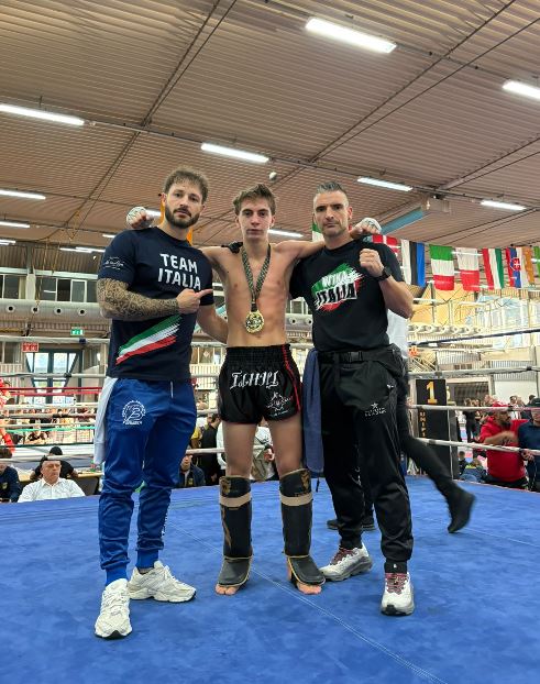 Alessio Lazzari conquista il titolo mondiale WTKA 2026 nella categoria K-1 -60 kg
